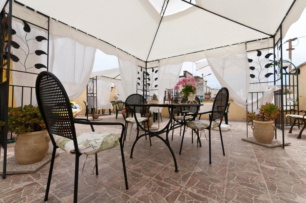 Fiori E Coccole Bed & Breakfast Noto Exterior photo